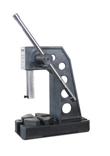 Präzisions-Drehdornpresse DDP 10