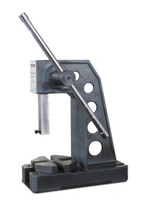 Präzisions-Drehdornpresse DDP 30